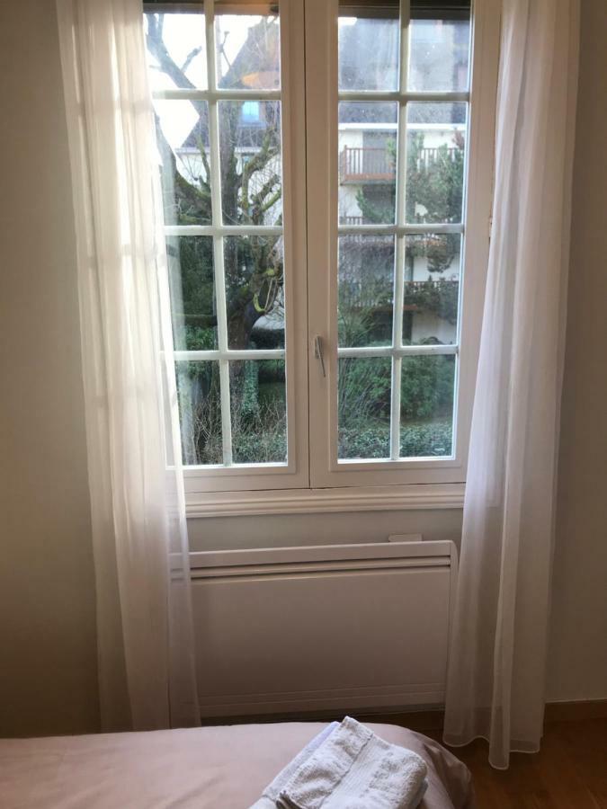 Le Royal Apartment Deauville Exterior photo